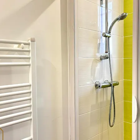 Appartement Le Baron Du Marais - élégant Et *